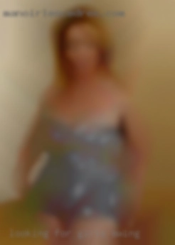 Looking for a female FWB girls swing on a regular.